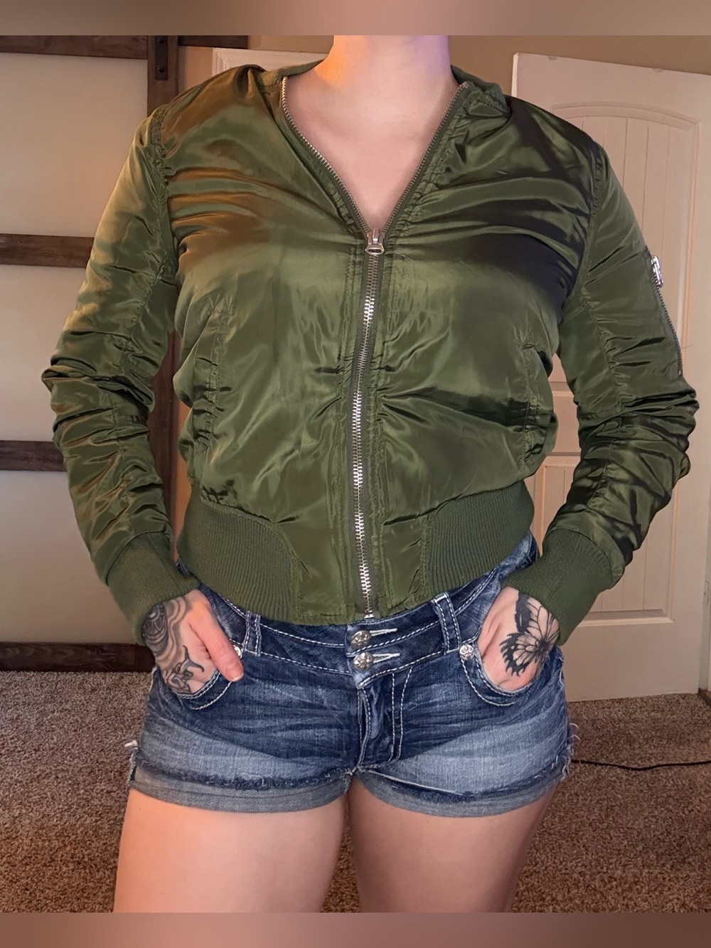 Tilly’s Sherpa lined bomber